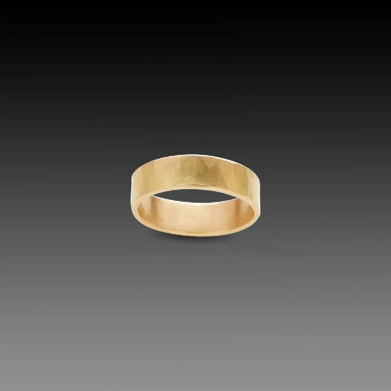 6mm Hammered Gold Band