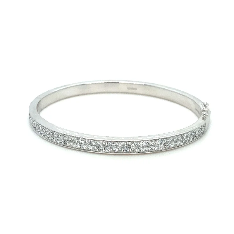 18K White Gold Diamond Row Bangle