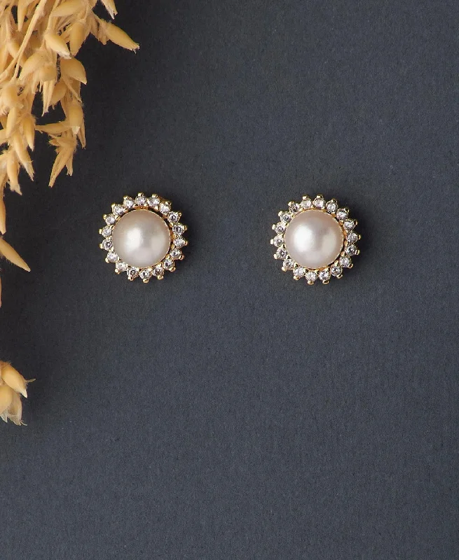 Classic White Stud Pearl Earring