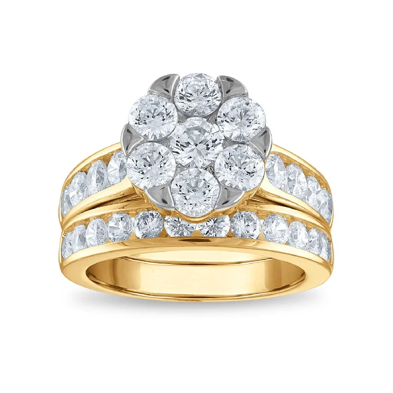 Signature EcoLove 2 CTW Lab Grown Diamond Cluster Bridal Set Ring in 14KT Yellow Gold