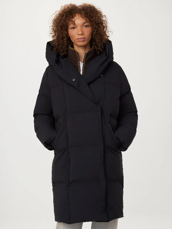 The Hygge Puffer Coat in Black