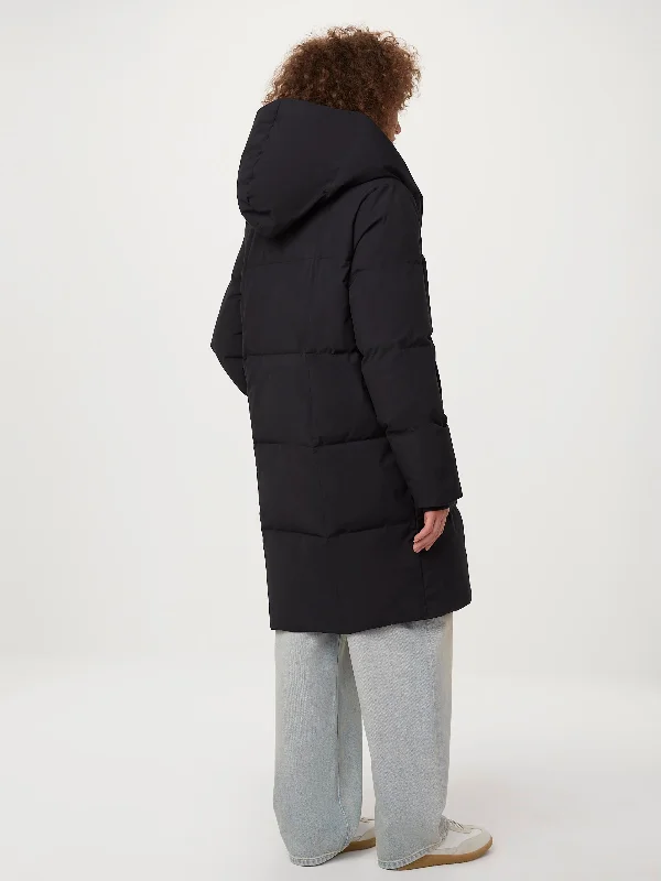 The Hygge Puffer Coat in Black