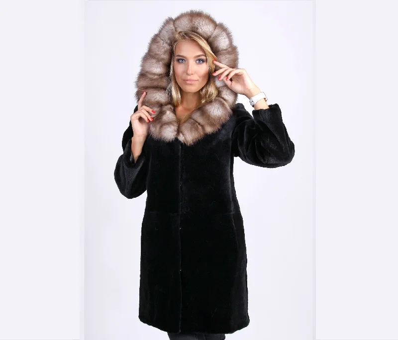 Beaver Fur Coat with Hood (Black)