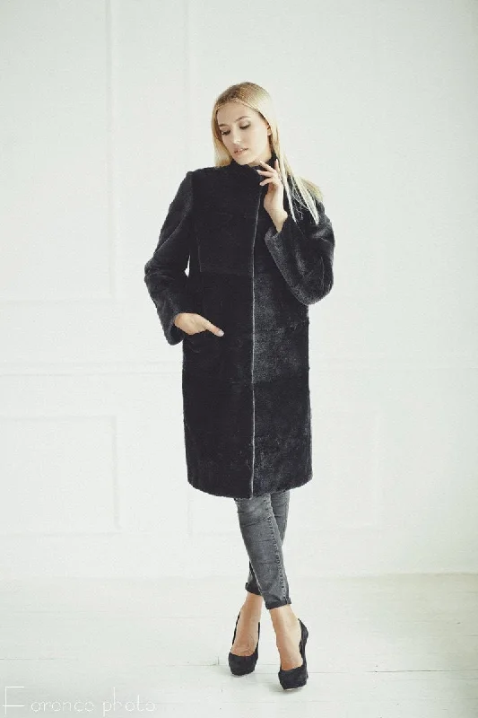 Beaver Fur Coat for Women (Black)