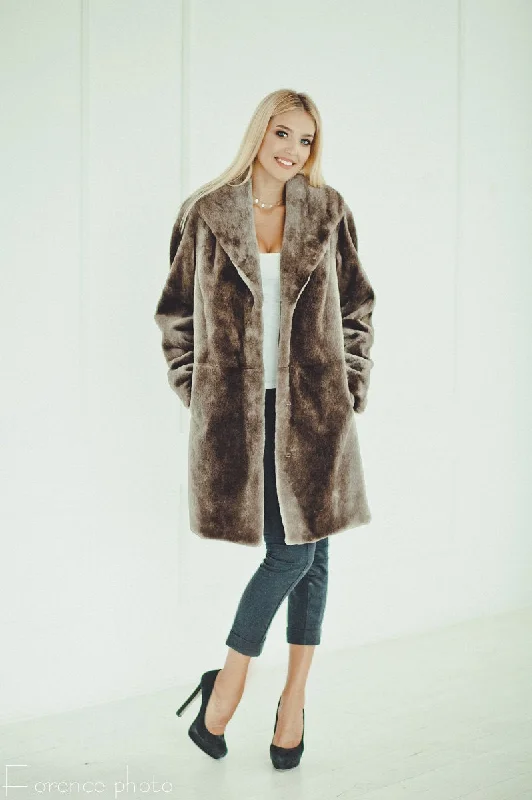 Beaver Fur Coat (Grey)