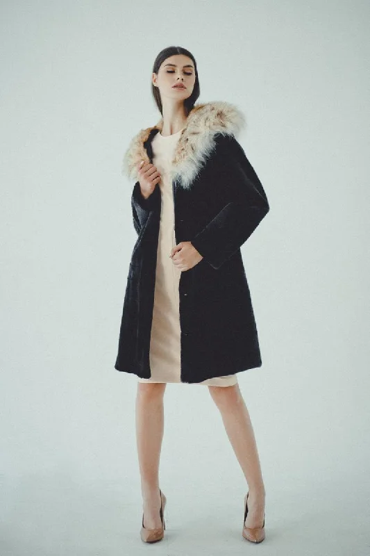 Beaver Fur Long Jacket with Lynx Hood