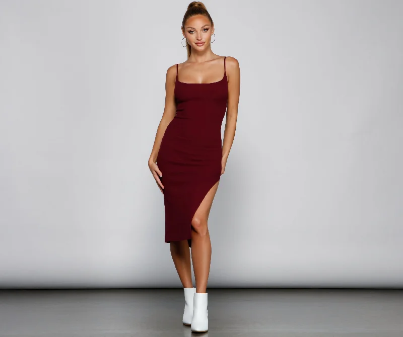 Chic And Seamless Midi Sweater Dress