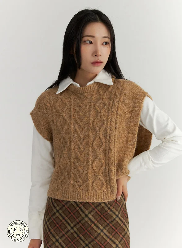 Recycled Polyester Cable Knit Sweater Vest CD314