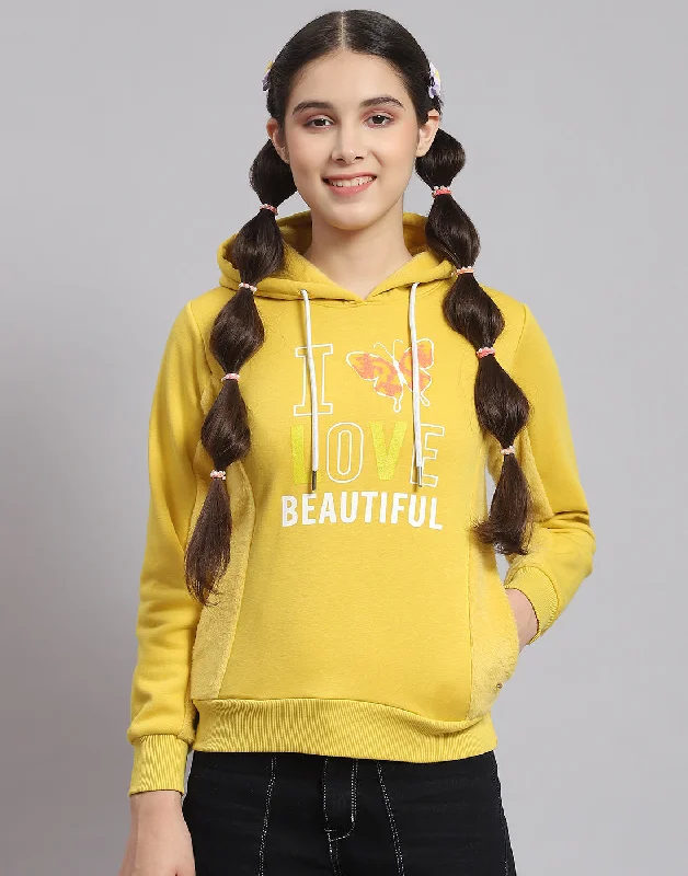 Girls Mustard Printed Hooded Full Sleeve Sweatshirt